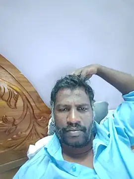Paramkeerthi Adlı Modelin Canlı XXX Sohbeti