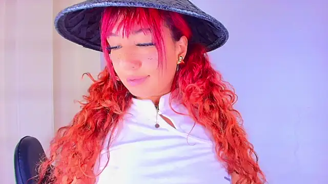 Soleil_66's Live XXX Chat
