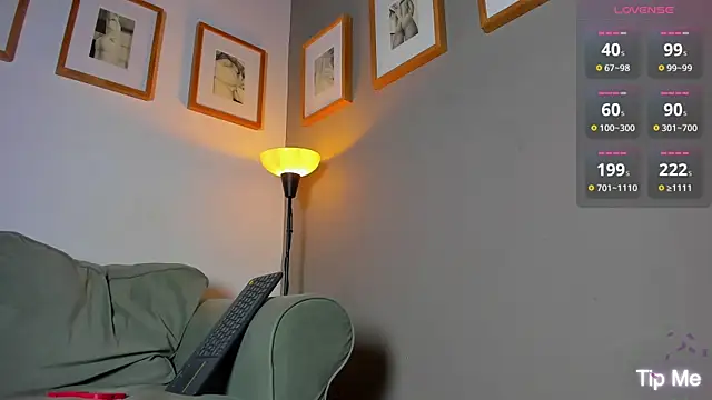 Ackerman_Eren_ élő XXX-chatje