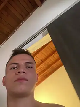 Онлайн чат XXX _Leo_Boy