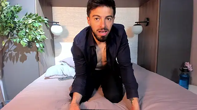 Liam_ashfordn Live XXX chat