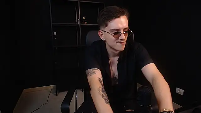 Czat XXX na żywo – FelixStarkk