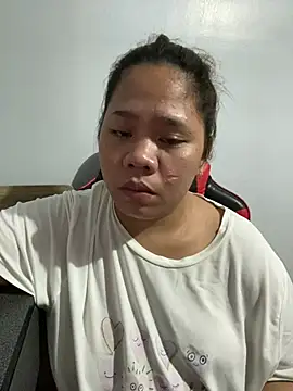 -CLARAMommy-'s Live XXX Chat