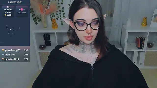 Dixi_Pixi_ Chat XXX live