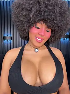 kendall_coxx Adlı Modelin Canlı XXX Sohbeti