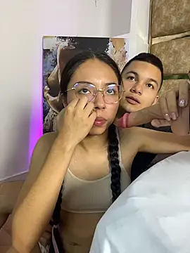 Онлайн чат XXX I_AM_EMMA_