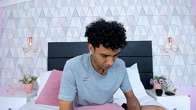 MarckThompsonn webcam show
