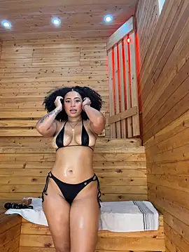 Chat XXX en directo de Nikki_Rousmel