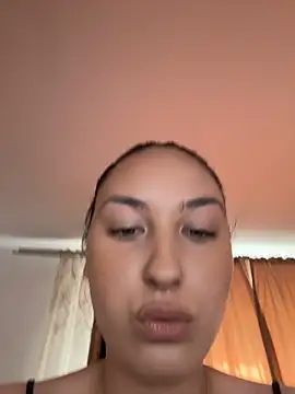Lucy_doll22 Live XXX Chat