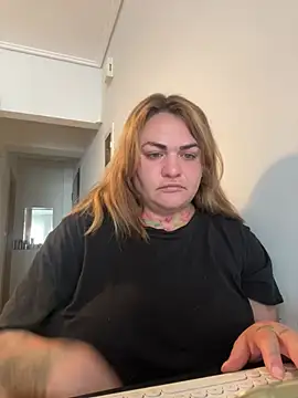 HeyBABYGIRL – Naživo XXX chat