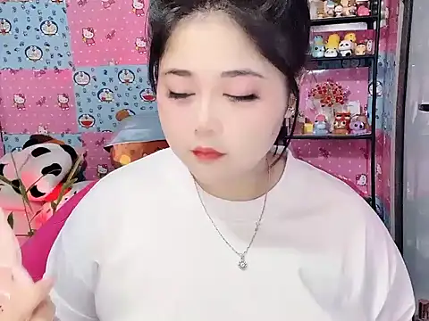 Nhanlu009 Chat XXX in diretta