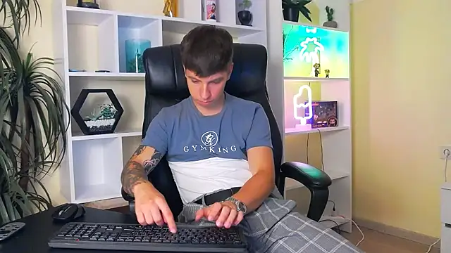Онлайн чат XXX ThomasEdisonn