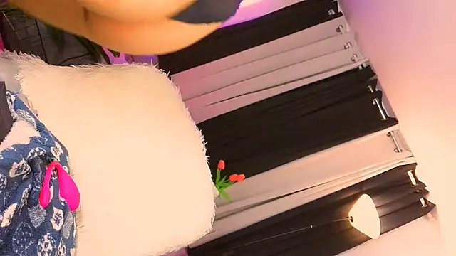 Sassalillyx's Live XXX Chat
