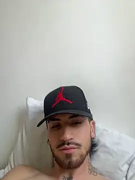 Chatroom XXX en direct de Lucas_Knight