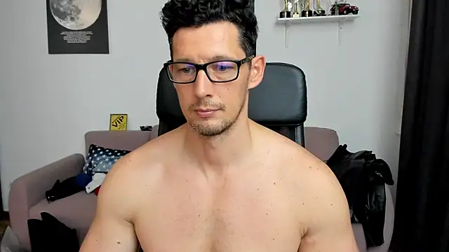 BrutusK08 Webcam-Show