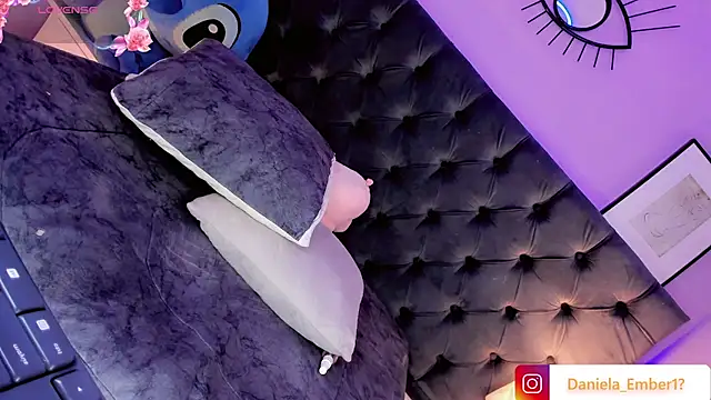 دردشة Amira_Ember الجنسية المباشرة