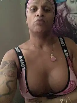 Xzotiq's Live XXX Chat