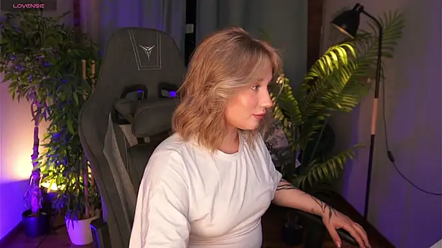 Živý XXX chat AliceTrenton