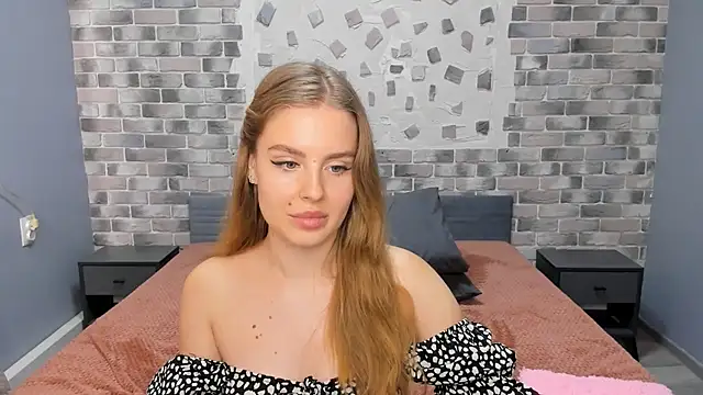 Sofia_Weber Adlı Modelin Canlı XXX Sohbeti