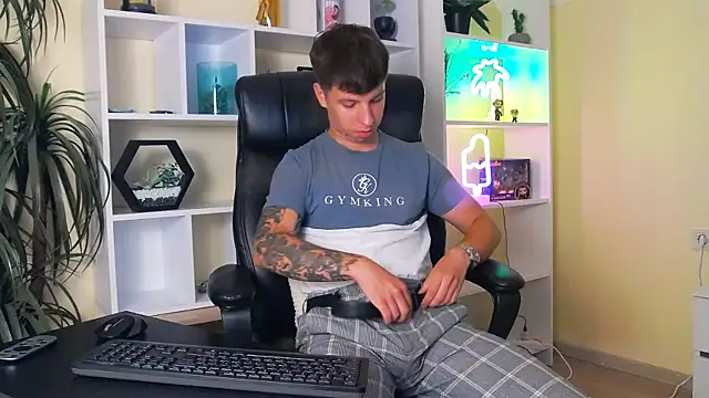 ThomasEdisonn Live XXX Chat
