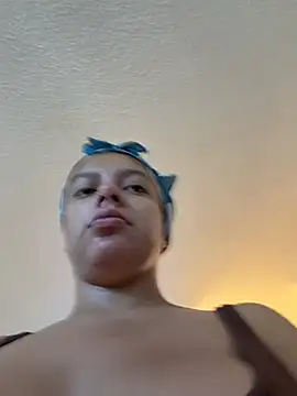 allybluee777's Live XXX Chat