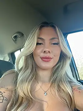 FrancescaNappi's Live XXX Chat