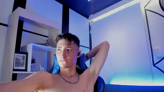 Chat +18 de GabyMaru_ ao vivo