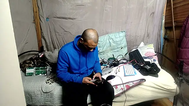 Chat +18 de Camodick ao vivo