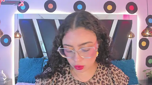 antonelllepiercee – Live XXX-chat
