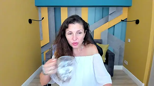 צ'אט XXX בשידור חי של EllaLong