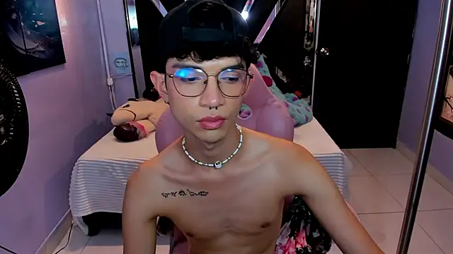 Онлайн чат XXX LiamHeatx
