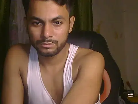 Chat +18 de Stubborndesiboy ao vivo