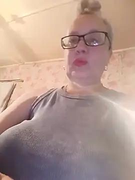 Chat +18 de Cerd_Ayaz ao vivo