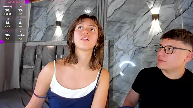 Manson_and_Zoe's Live XXX Chat