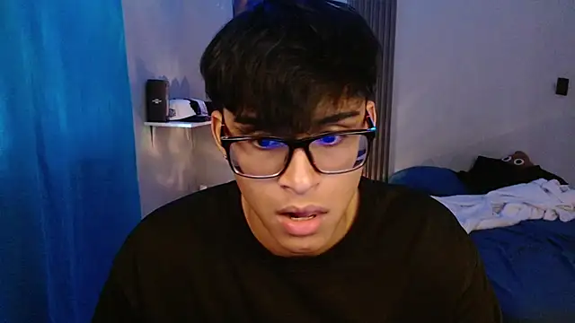 Mr_yisuzzn Live XXX chat