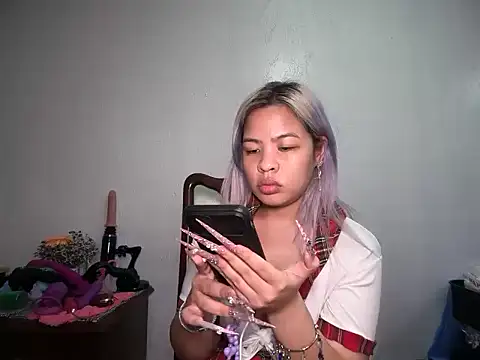 Tina_Slick Obrolan Langsung XXX