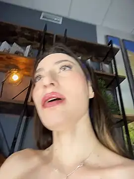 دردشة IAmNobodyXXX الجنسية المباشرة