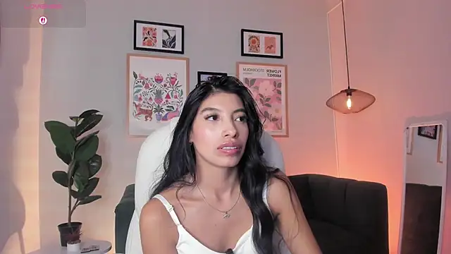 Tiffany_Low Chat XXX in diretta