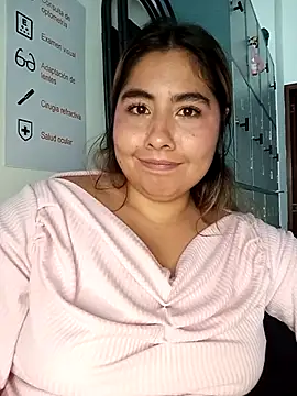 Sofia_Honey1's Live XXX Chat