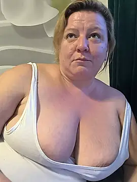 XXX chat uživo modela jusichka