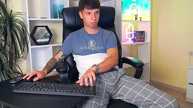 Živý XXX chat ThomasEdisonn