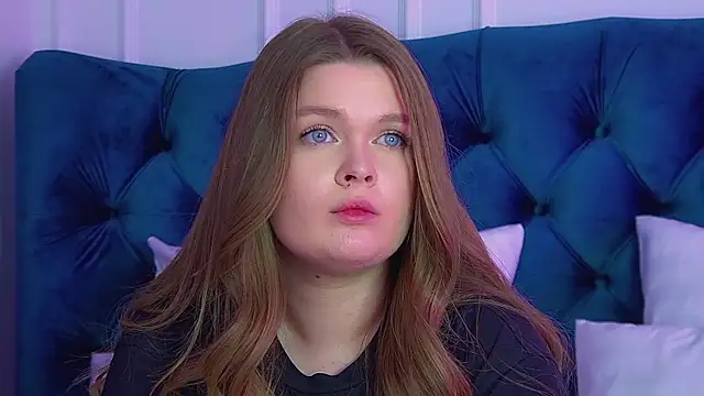 CrystalLyons Chat XXX in diretta