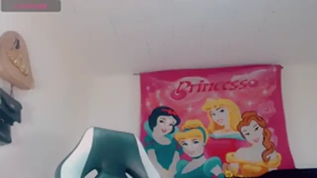 دردشة Oriana_braom الجنسية المباشرة
