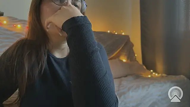 Feloraa's Live XXX Chat