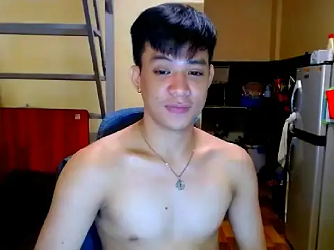 AsianCUMQUICKLY: διαδικτυακό σόου στην κάμερα