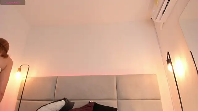 Suzzy_flowerssn Live XXX chat