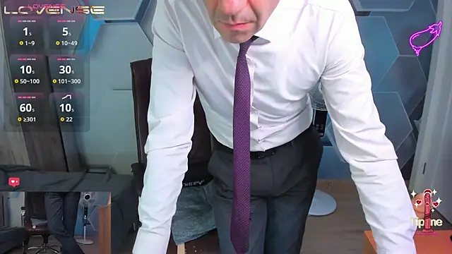 SteveTiger Live XXX-chat