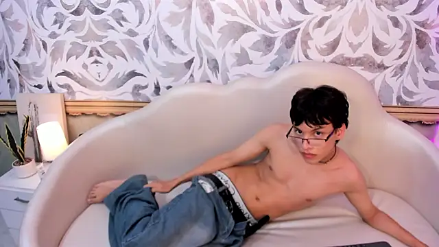 XXX chat uživo modela max_hunter1