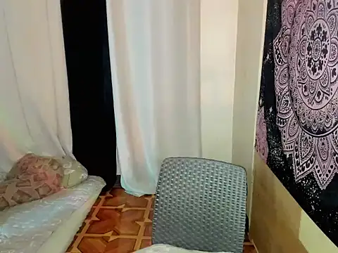 Lou_heart Show Webcam