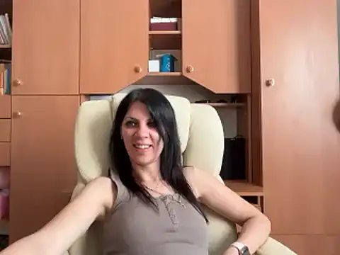 Chatroom XXX en direct de InjaAtHome